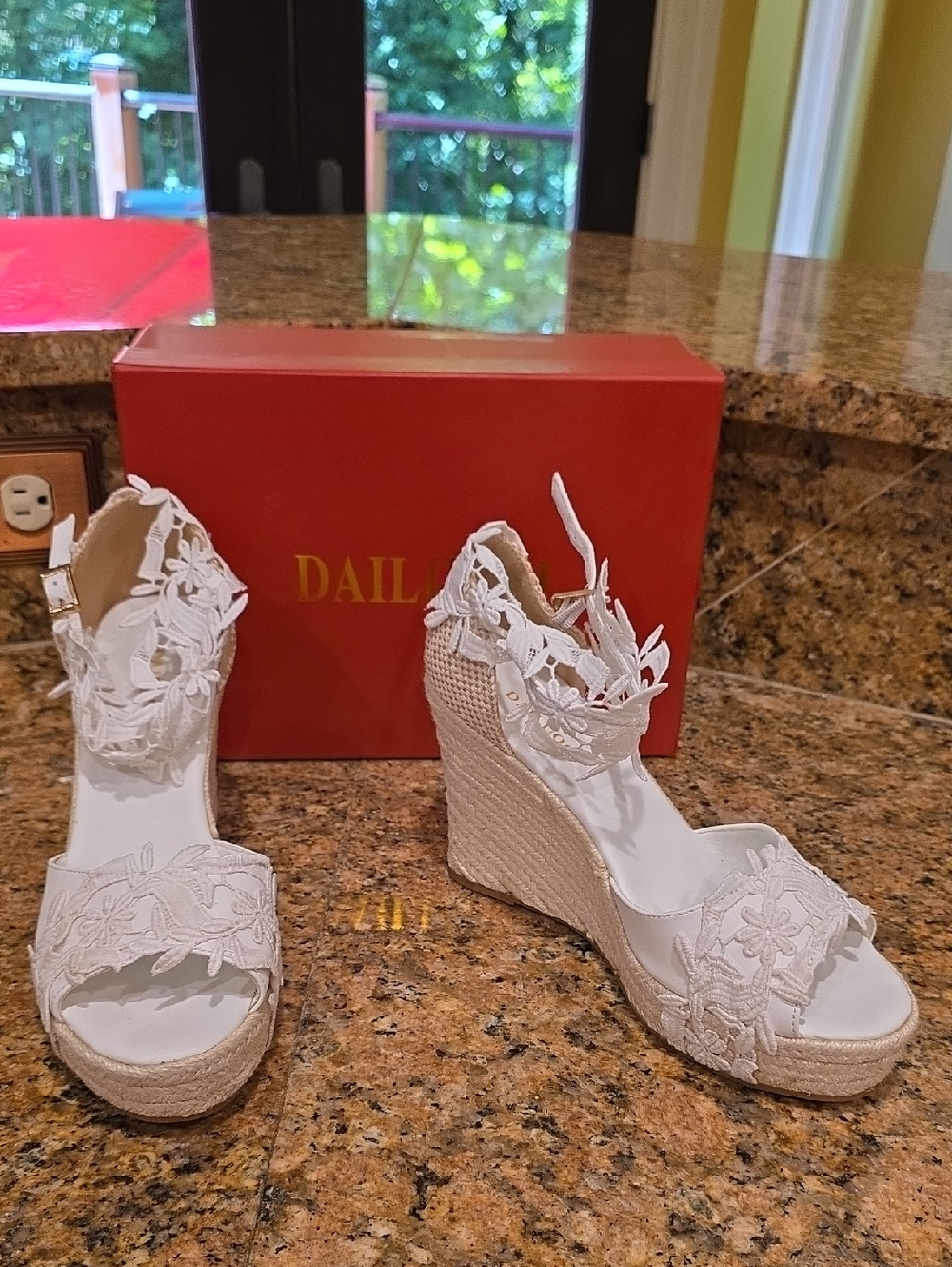 Dailuoqi Wedge Espadrilles - SZ 9